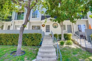 7420 Corbin Ave #2, Reseda, CA 91335