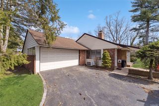 143 Parkway Drive, Roslyn Heights, NY 11577