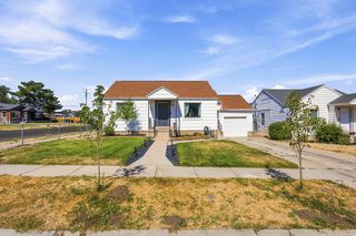 405 N  Parkway Ave E, Tooele, UT 84074