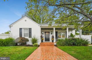 207 Seymour Ave, Saint Michaels, MD 21663