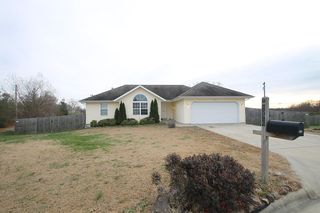 610 S  Amberwood Cir, Nixa, MO 65714