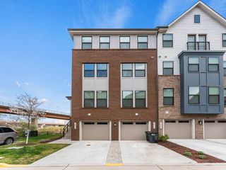 2410 Stella Pl #2, Alexandria, VA 22303
