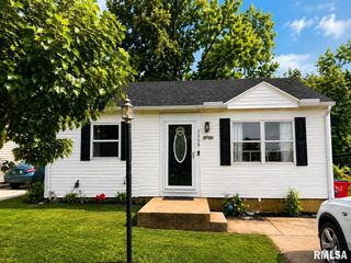 5308 N  Glen Elm Dr, Peoria Heights, IL 61616