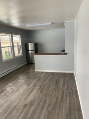 69251 Meadowview Dr #B4, Edwardsburg, MI 49112