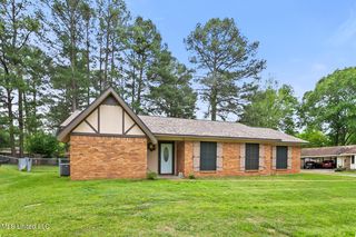 2908 Beaumont Cv, Pearl, MS 39208