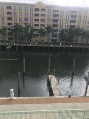 2950 NE 188th St #222, Aventura, FL 33180