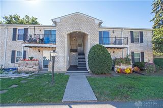 2223 Crew Cir, Dayton, OH 45439