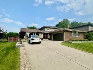 Address Not Disclosed, Schaumburg, IL 60193