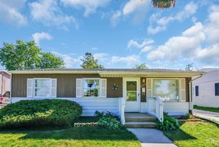 2525 Diane AVENUE, Racine, WI 53404