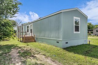 333 S  Charles St, Elm Mott, TX 76640