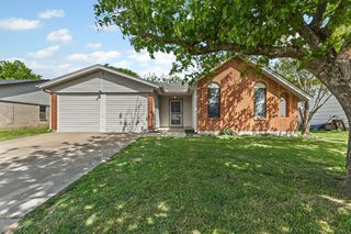 1420 Laurel Ln, Cleburne, TX 76033