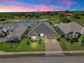 4118 Wallaceshire Ave, College Station, TX 77845