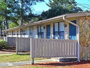 6101 College Pkwy #6E, Pensacola, FL 32504