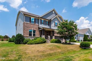 2204 Stillness Pond Ln, Apex, NC 27539
