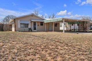 401 N  1st St, Coahoma, TX 79511