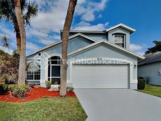 114 Hammocks Ct, Greenacres, FL 33413