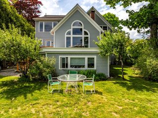 29 Spruce Street, Rockport, ME 04856