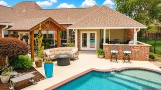 43097 Lighthouse Ln, Prairieville, LA 70769