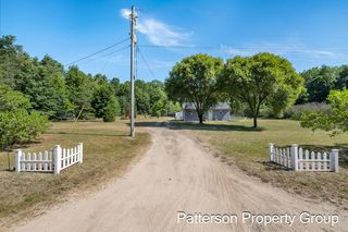 11322 Hall Rd, Ravenna, MI 49451
