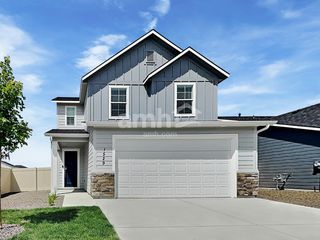 1529 N  Garnet Creek Ave, Star, ID 83669