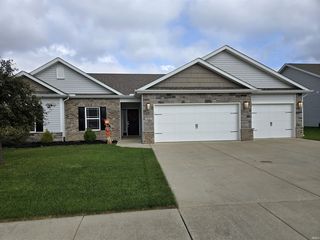 418 W  Big Pine Dr, West Lafayette, IN 47906