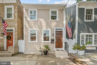 1111 Queen St, Alexandria, VA 22314