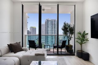 31 SE 5th St #3309, Miami, FL 33131