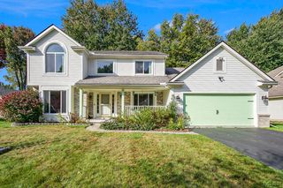 6797 Lockmill Rd, Temperance, MI 48182