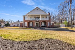 1235 Dexter Ln, Cordova, TN 38016