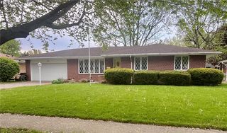 905 Bell Ave, Mattoon, IL 61938