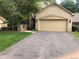 6213 Forest Grv, West Bloomfield, MI 48322
