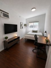 3514 Raymond Ave, Los Angeles, CA 90007
