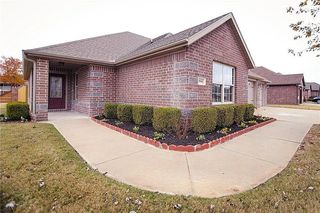 2908 N  18th St, Rogers, AR 72756