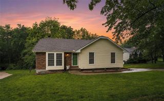 7114 NW Rhode Ave, Kansas City, MO 64152