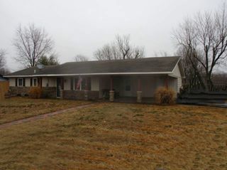 700 Two Mile Rd, Dexter, MO 63841