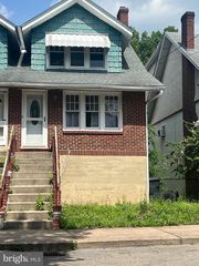 224 N  20th St, Pottsville, PA 17901