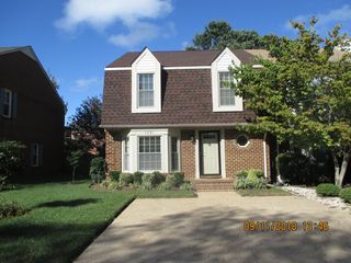 1051 Tottenham Ln, Virginia Beach, VA 23454