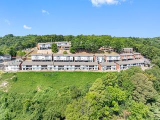 2100 Rebsamen Park Rd #511, Little Rock, AR 72202