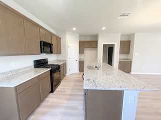 Thomas II A - Kitchen - DSLD Homes