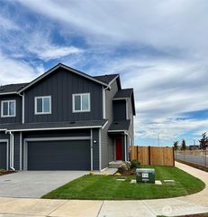 6514 B 286th Street NW, Stanwood, WA 98292