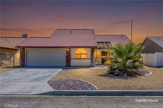 14873 Crofton Ln, Helendale, CA 92342