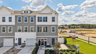 198 Sandy Ridge Rd, Sicklerville, NJ 08081