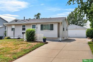 3414 S  121st St, Omaha, NE 68144