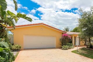 7512 NW 40th Pl, Coral Springs, FL 33065