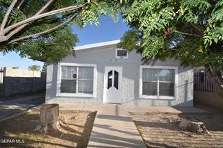 214 Karon St, Socorro, TX 79927
