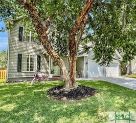 10 Chestley Place, Savannah, GA 31406