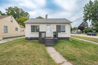 11004 Republic Ave, Warren, MI 48089