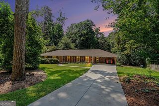 4151 Durham Cir, Stone Mountain, GA 30083