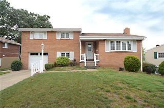 104 Ramey Dr, Pittsburgh, PA 15220