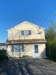 108 E  Shore Dr, Niantic, CT 06357